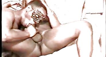 sex hay mỹ Lika b ngón tay cô sex bo ấy ướt lỗ giữa cô ấy chân.